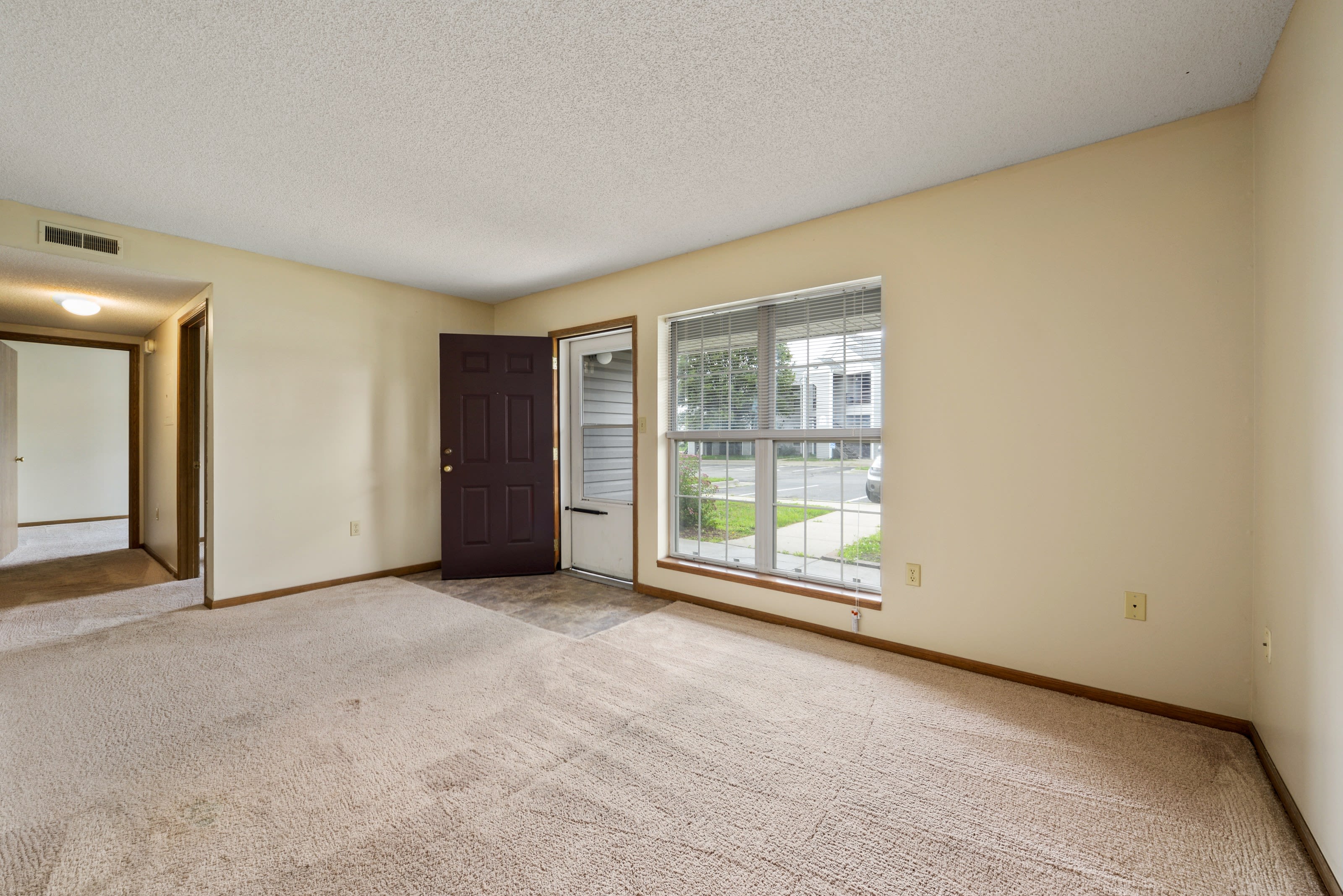 Shawnee Lake Apartments Apartments in Topeka, KS RENTCafe